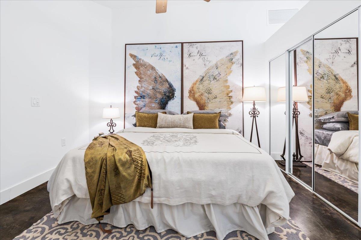 311 W 5th St # 1005, Austin, TX 78701