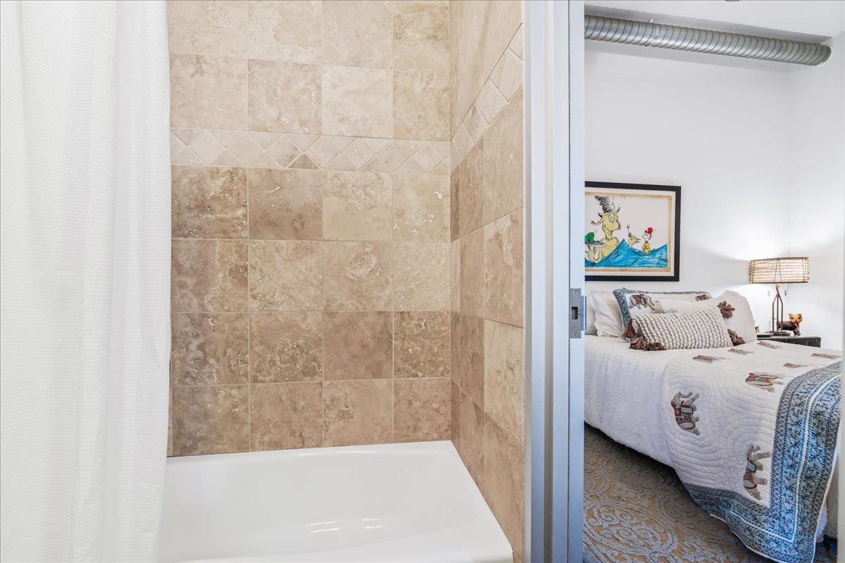 311 W 5th St # 1005, Austin, TX 78701