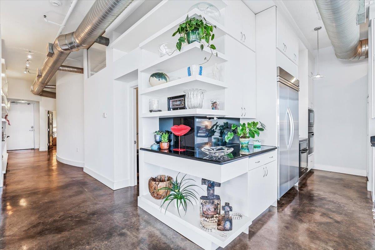 311 W 5th St # 1005, Austin, TX 78701