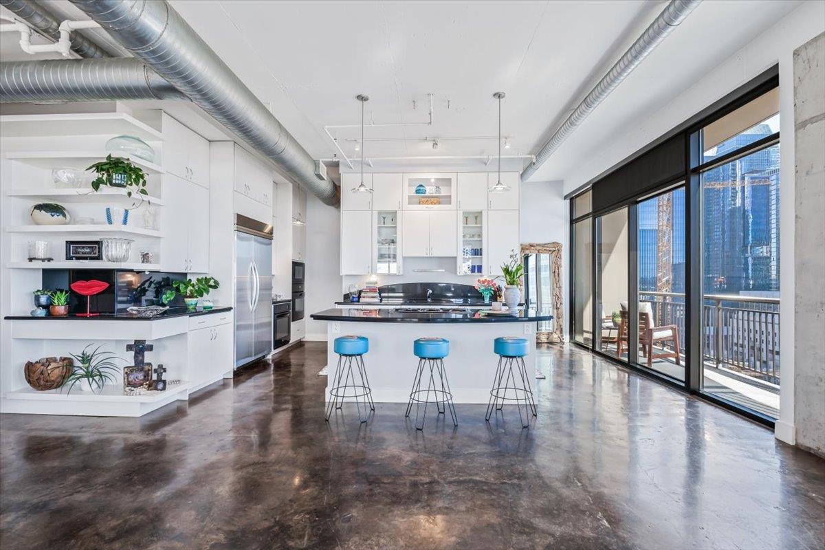 311 W 5th St # 1005, Austin, TX 78701