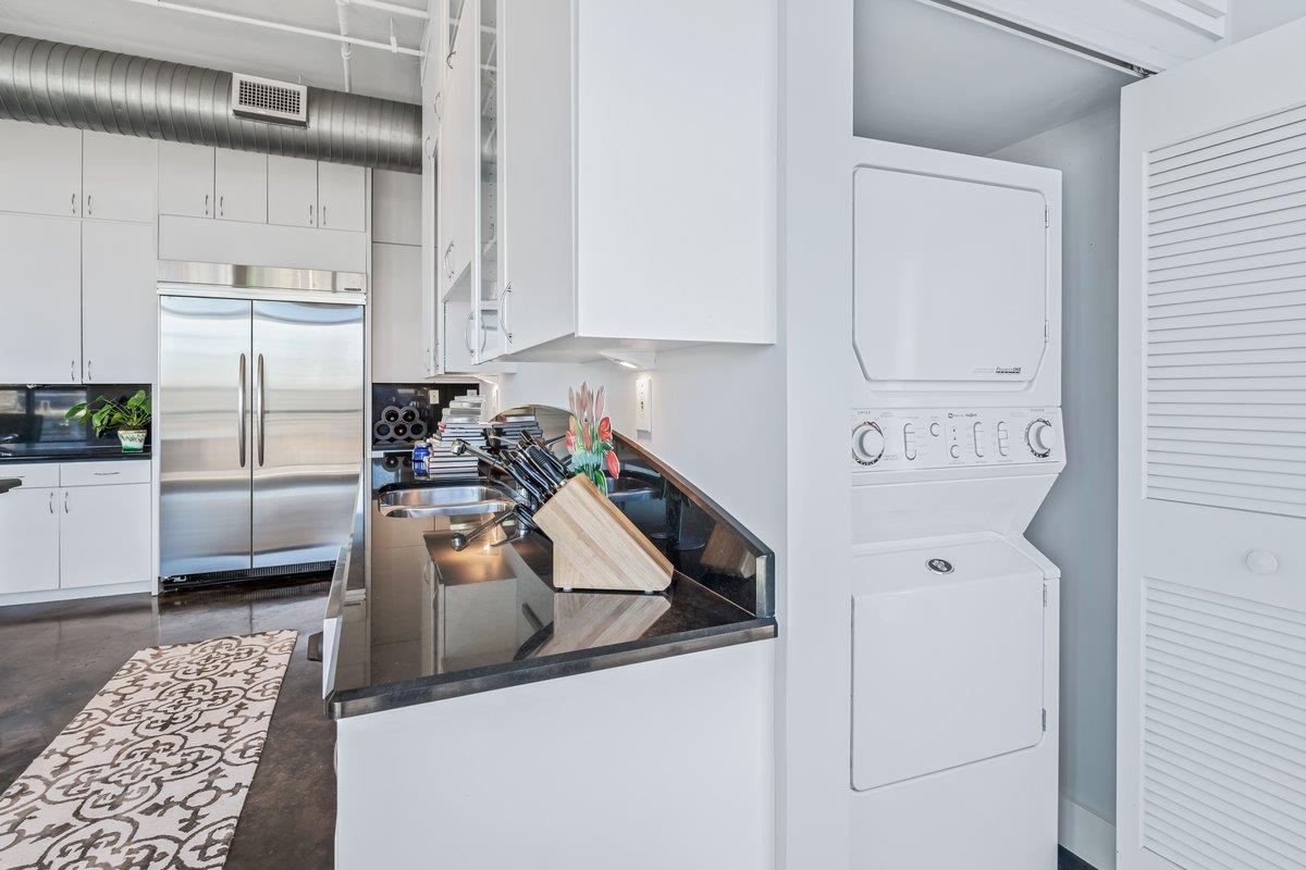 311 W 5th St # 1005, Austin, TX 78701