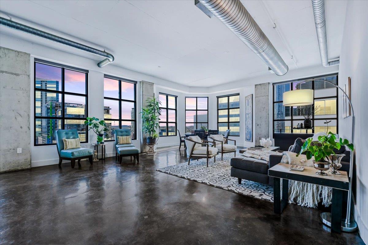 311 W 5th St # 1005, Austin, TX 78701