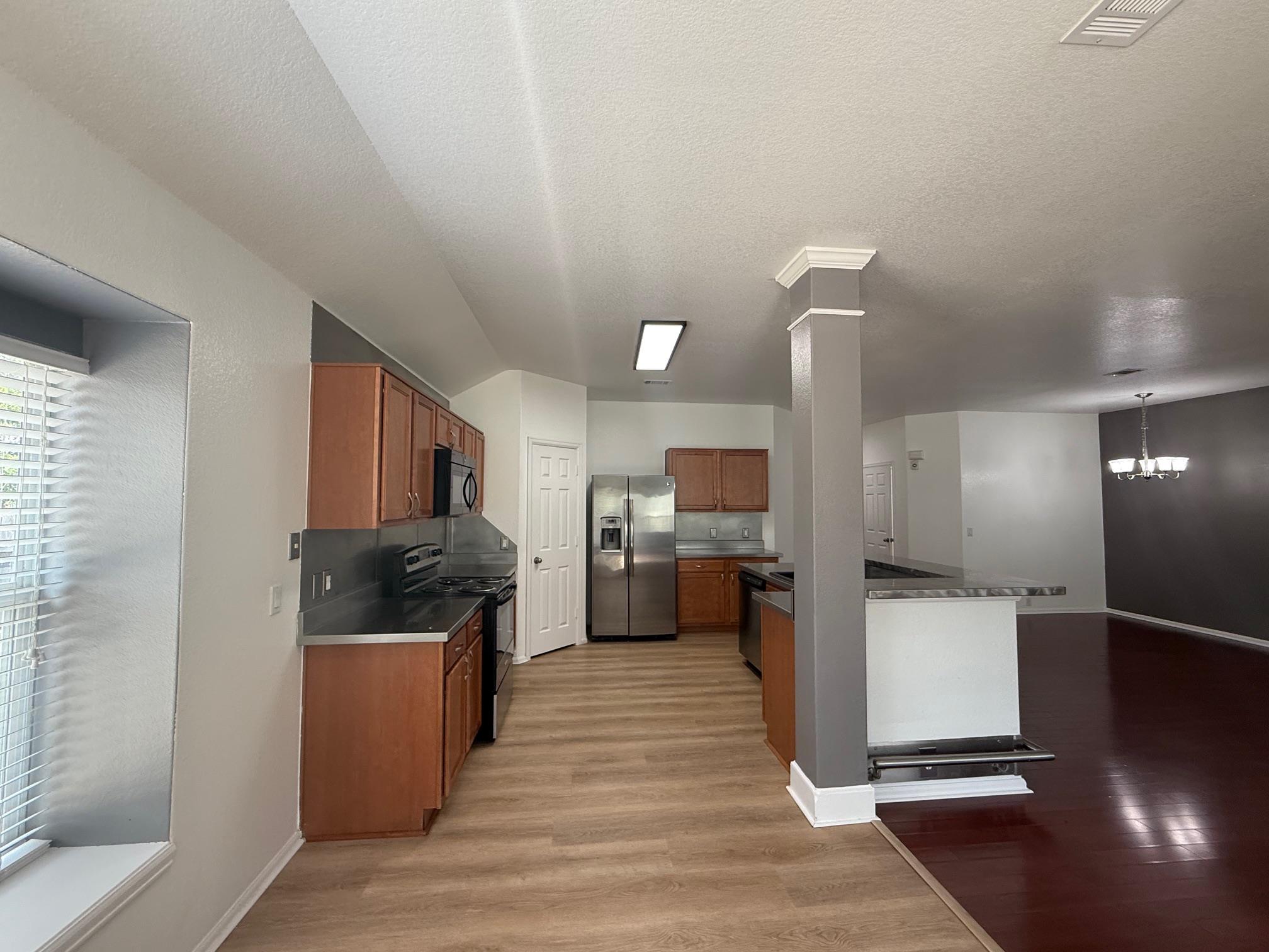 155 Hoot Owl Ln, Leander, TX 78641