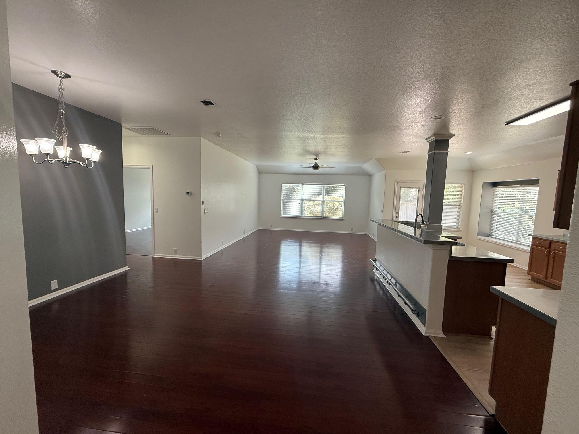 155 Hoot Owl Ln, Leander, TX 78641