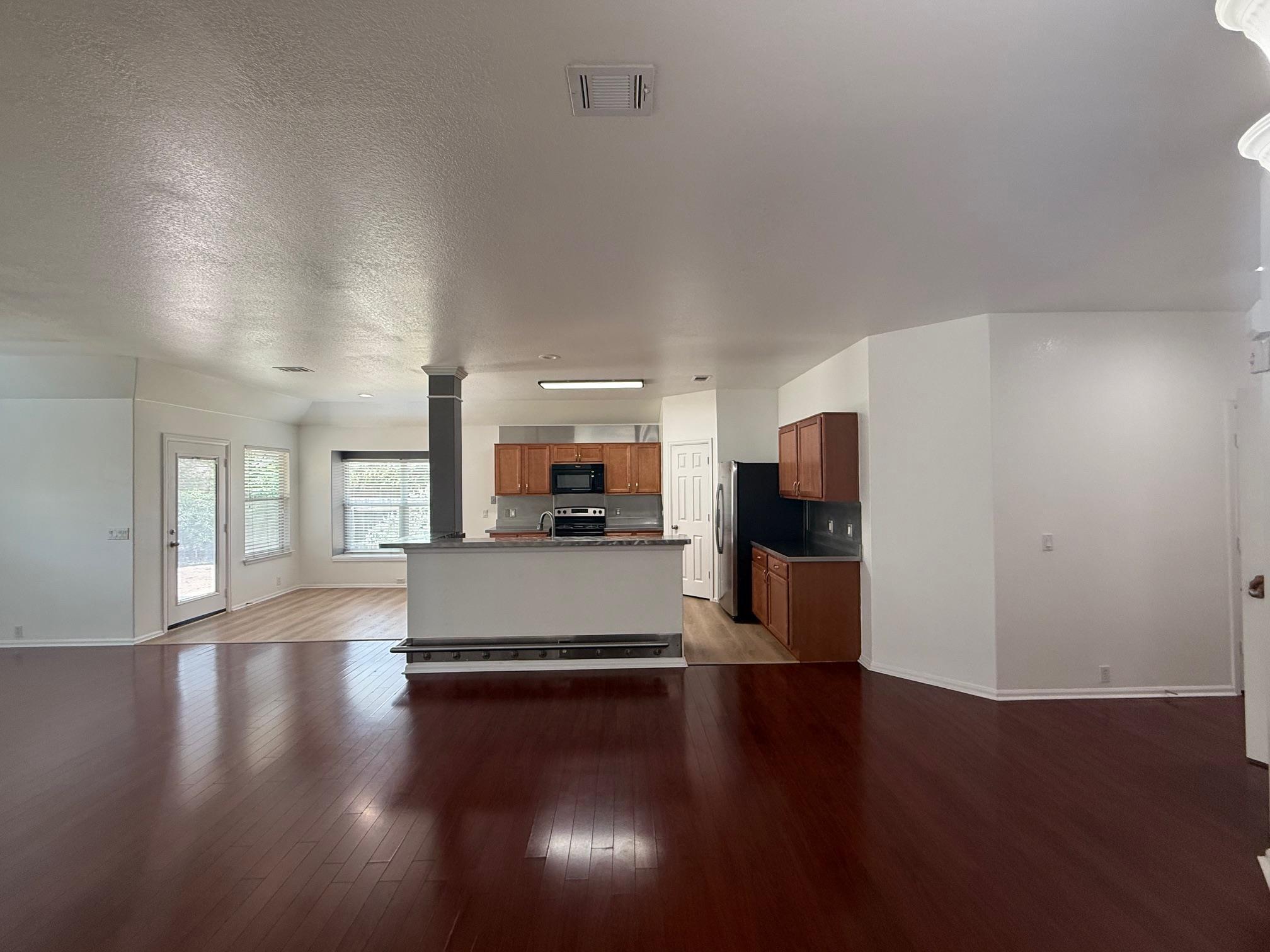 155 Hoot Owl Ln, Leander, TX 78641