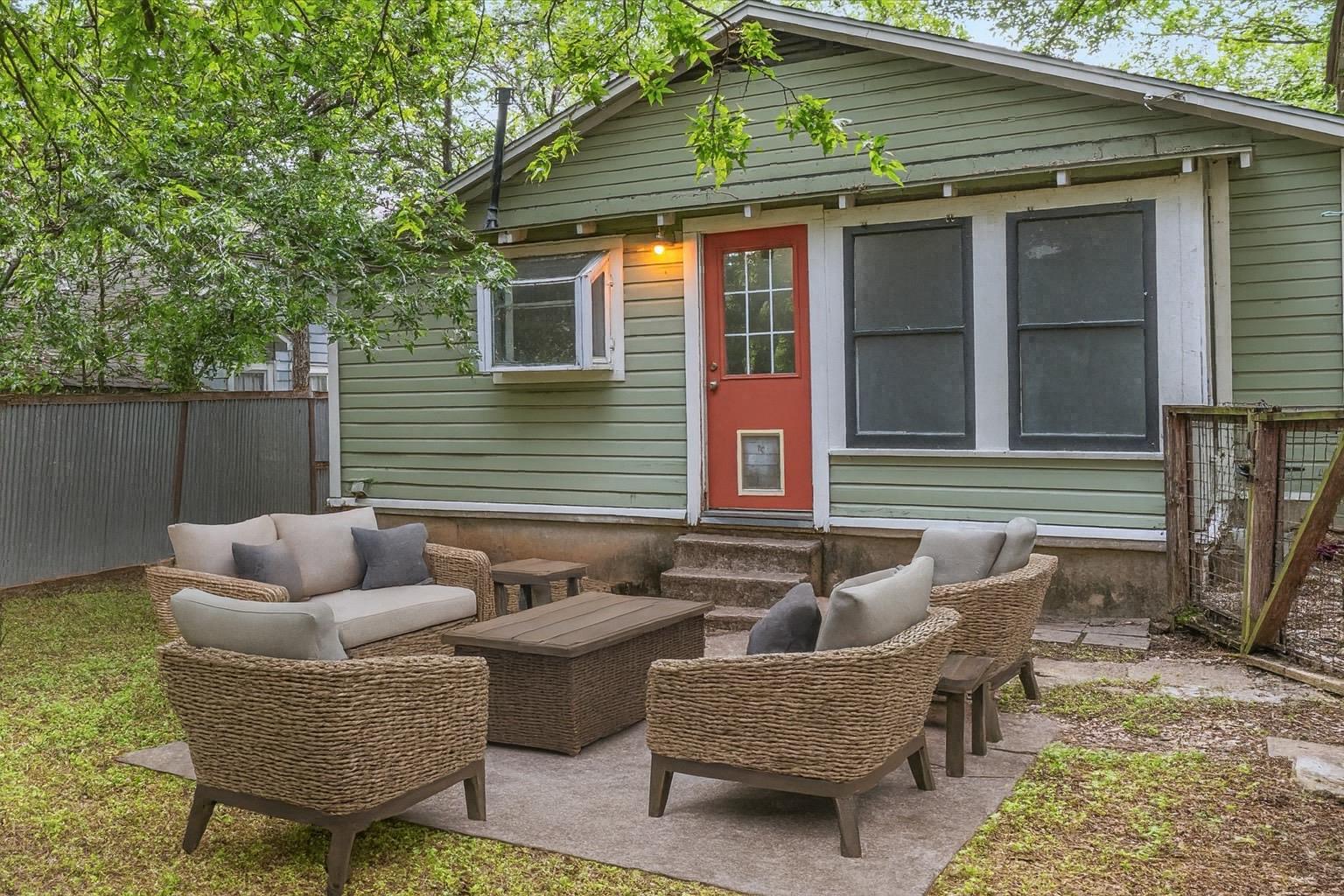 3710 Hollywood Ave, Austin, TX 78722