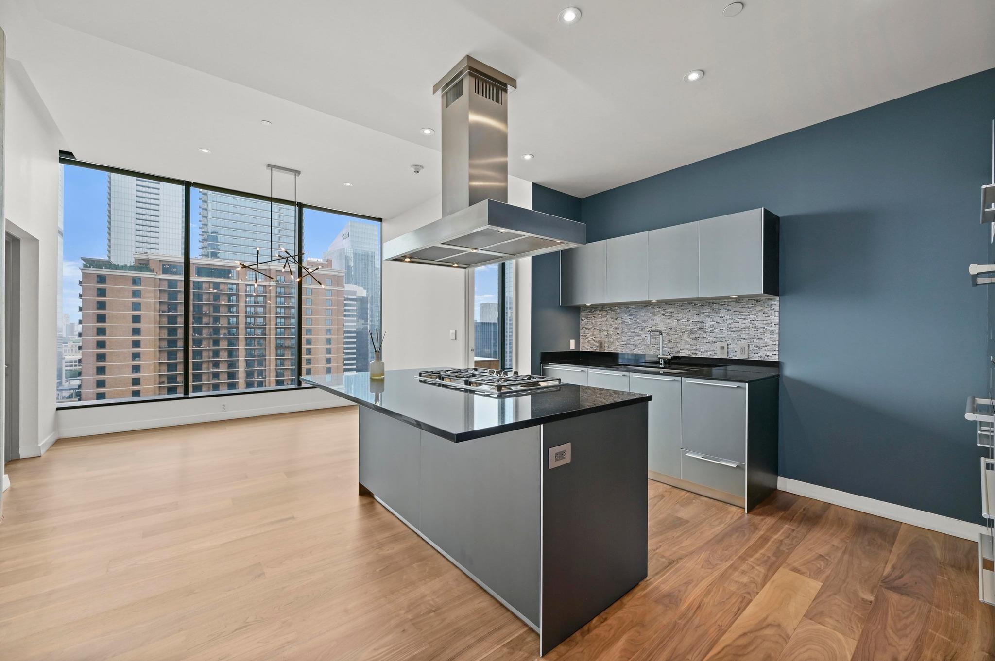 210 Lavaca St # 2011, Austin, TX 78701