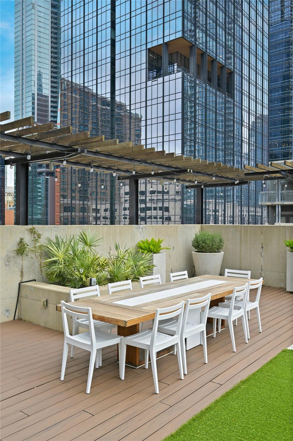 210 Lavaca St # 2011, Austin, TX 78701