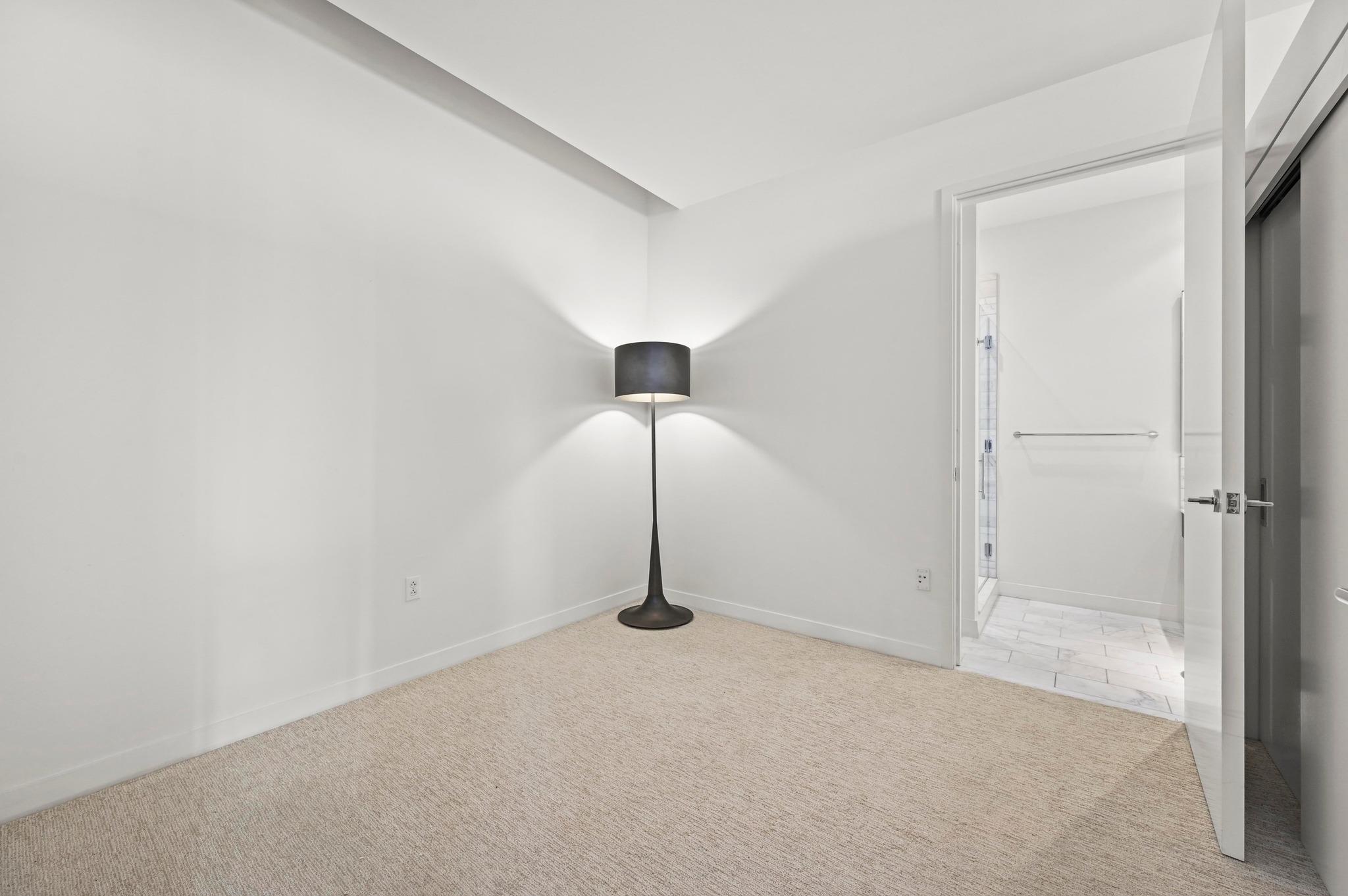 210 Lavaca St # 2011, Austin, TX 78701