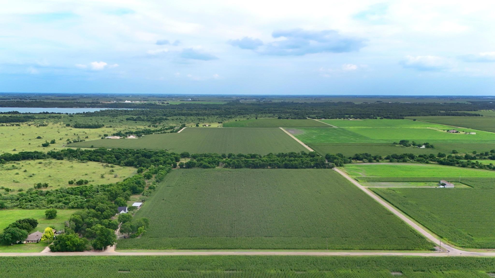 780 County Road 389, Granger, TX 76530