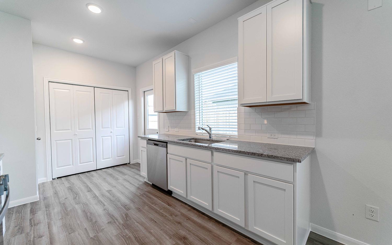 207 Everglades Dr, Kyle, TX 78640