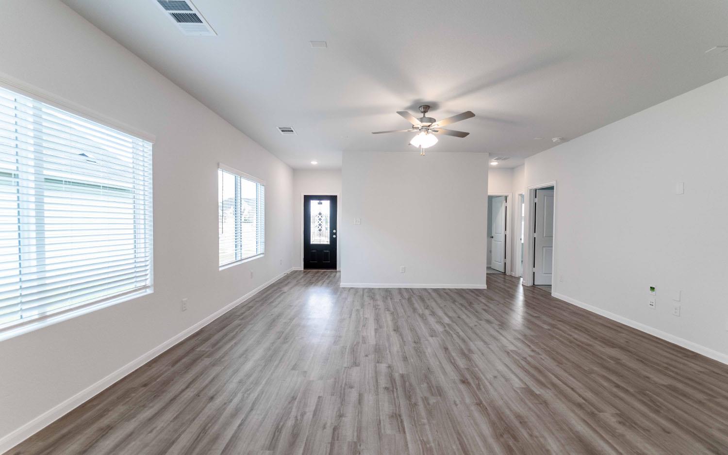 207 Everglades Dr, Kyle, TX 78640