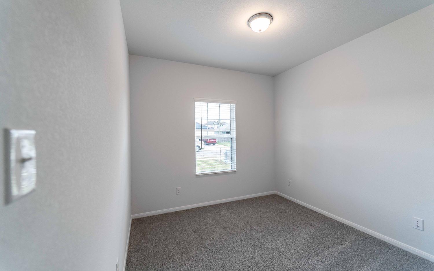 207 Everglades Dr, Kyle, TX 78640