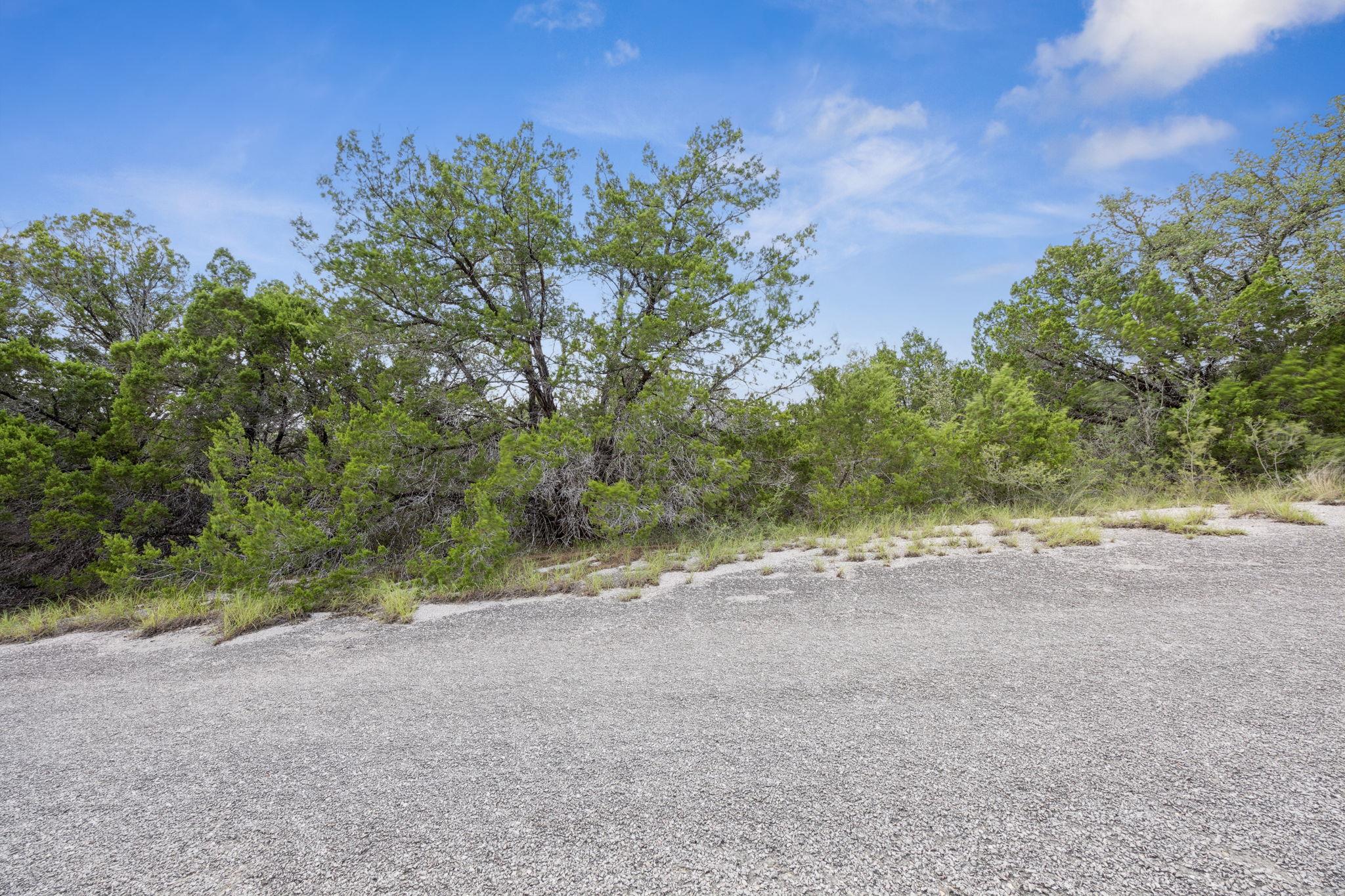 8400 Cedar Glen Cv, Lago Vista, TX 78645