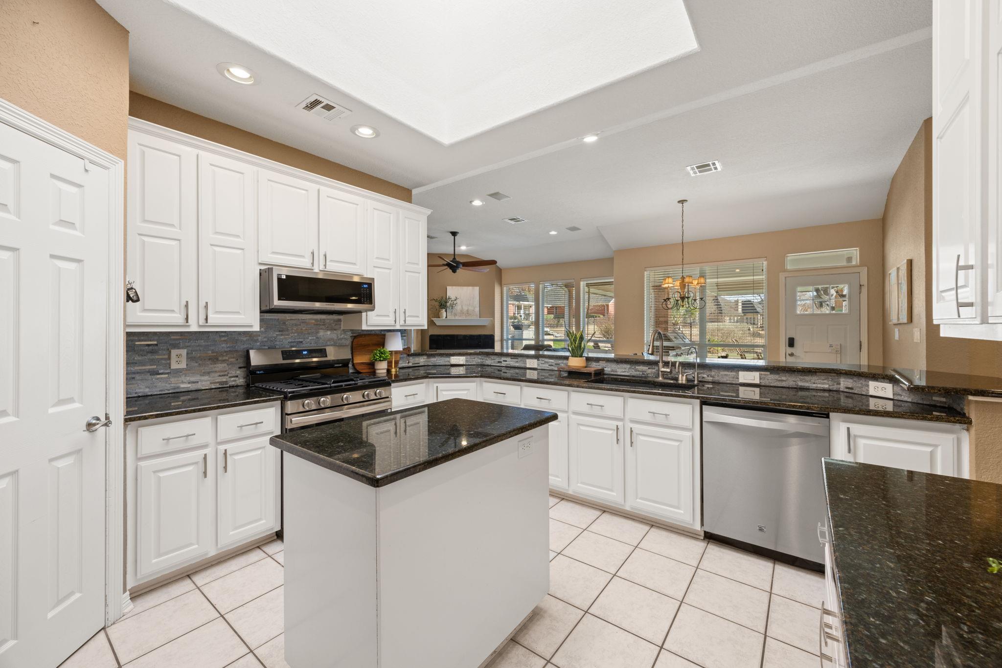 1207 Hyacinth Dr, Temple, TX 76502