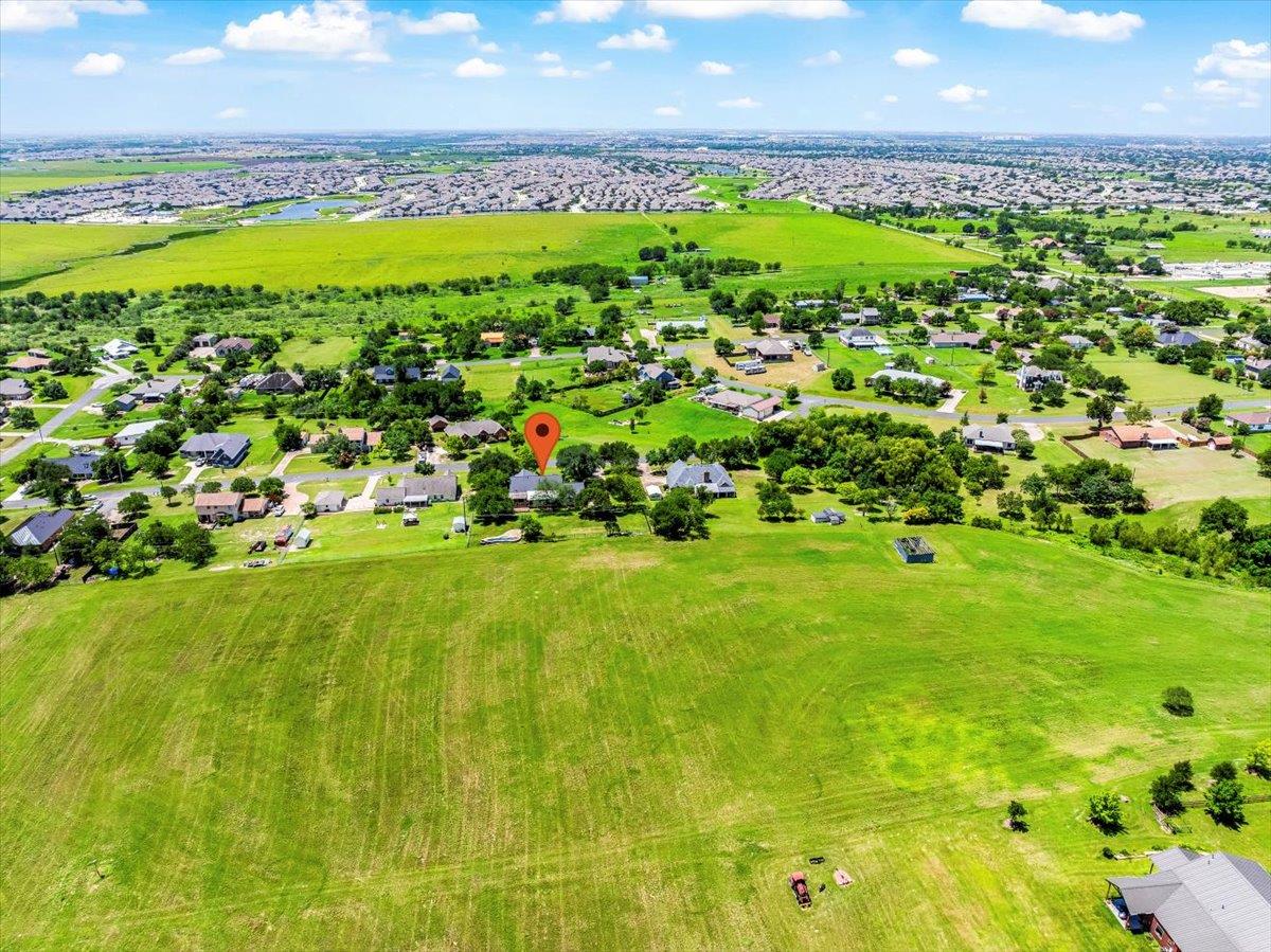 308 Morningside Cir, Hutto, TX 78634