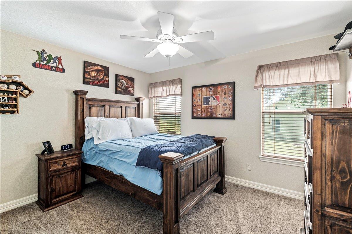 308 Morningside Cir, Hutto, TX 78634