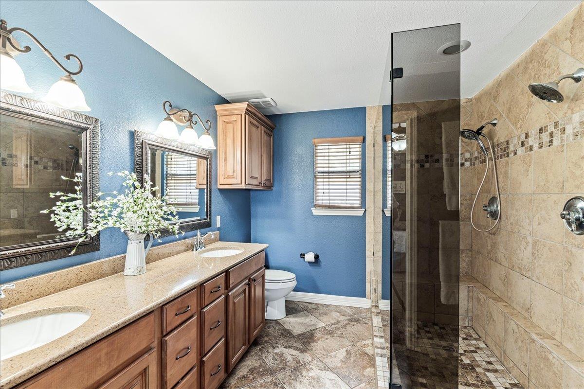308 Morningside Cir, Hutto, TX 78634