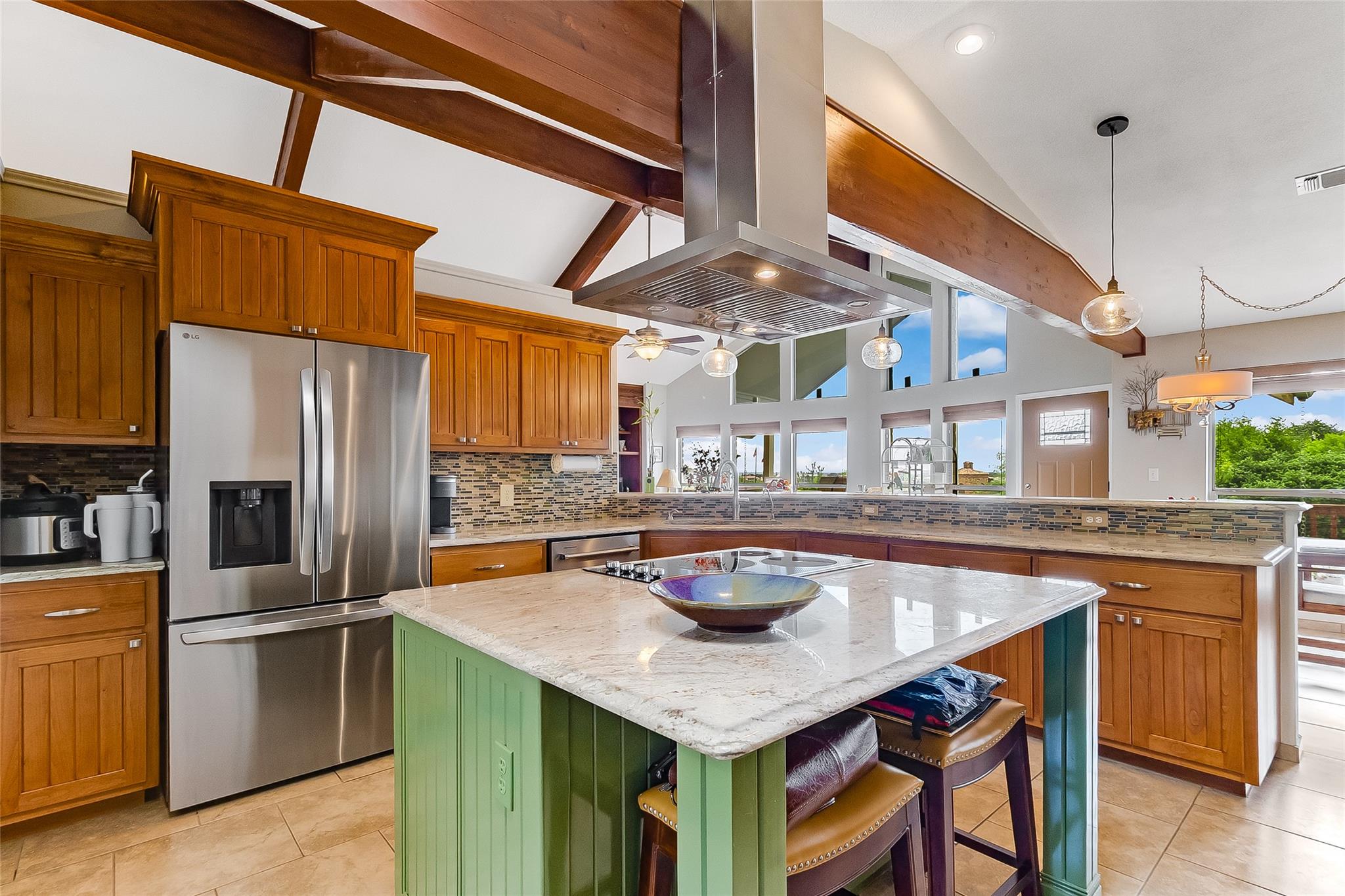 713 Lagoon Loop, Horseshoe Bay, TX 78657