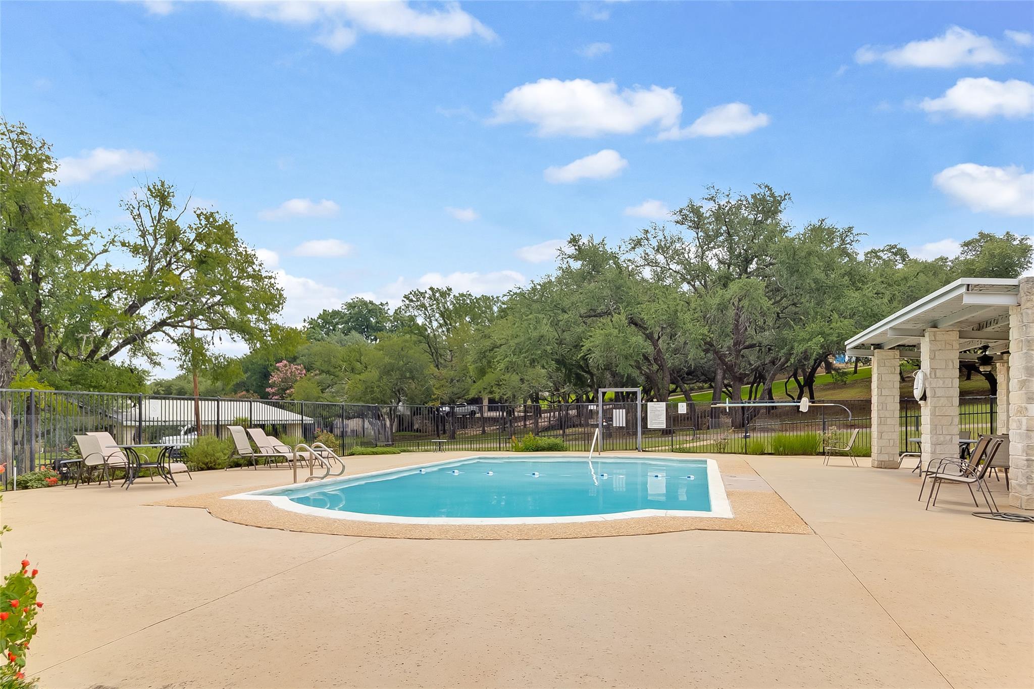 713 Lagoon Loop, Horseshoe Bay, TX 78657