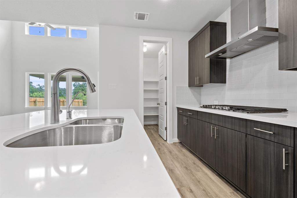 144 Alicante Ln, Liberty Hill, TX 78642