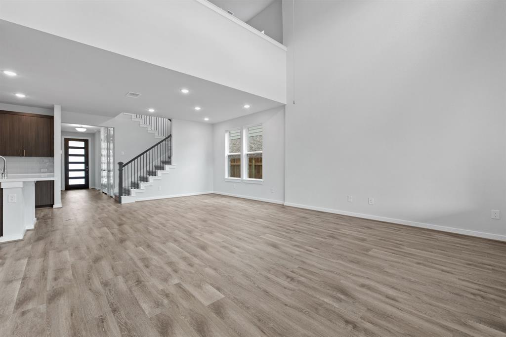 144 Alicante Ln, Liberty Hill, TX 78642