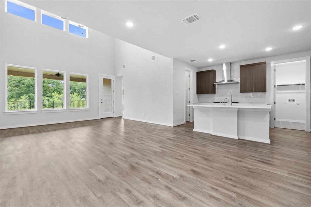 144 Alicante Ln, Liberty Hill, TX 78642