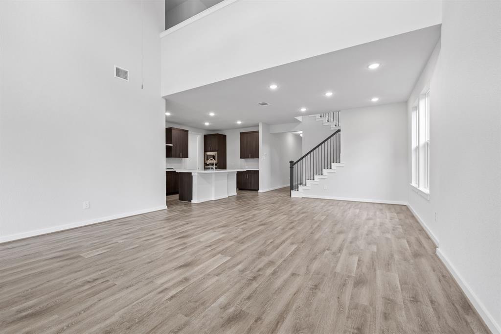144 Alicante Ln, Liberty Hill, TX 78642