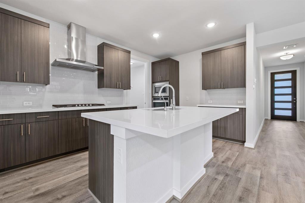 144 Alicante Ln, Liberty Hill, TX 78642