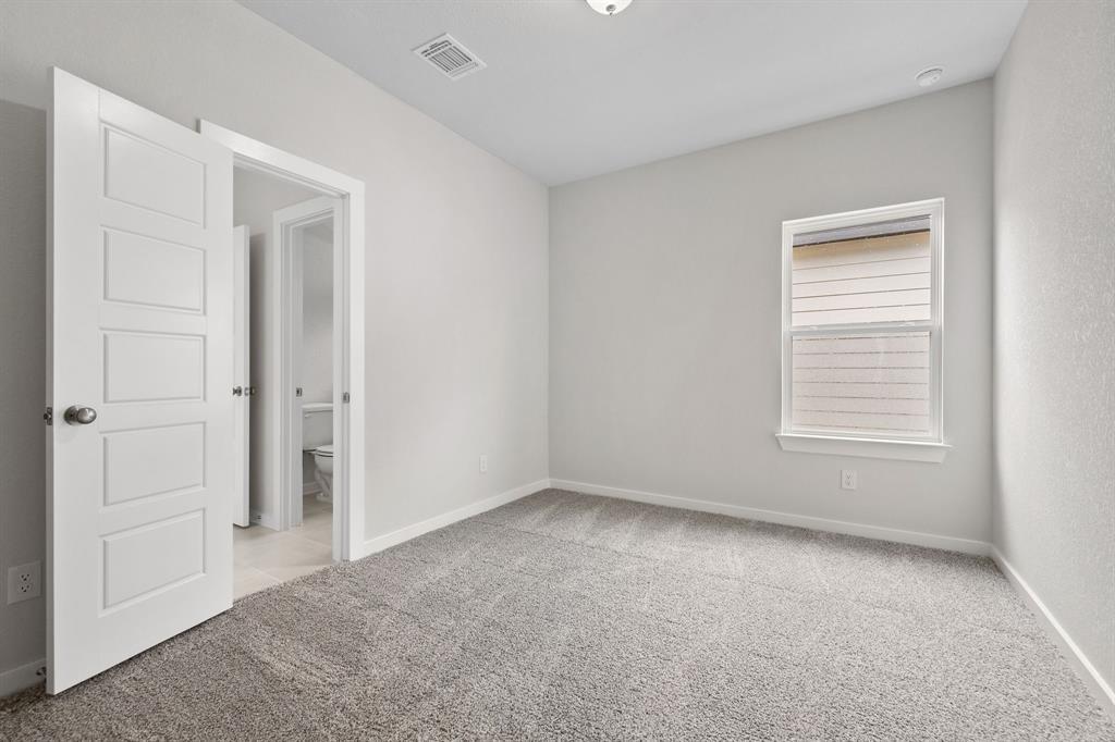 144 Alicante Ln, Liberty Hill, TX 78642