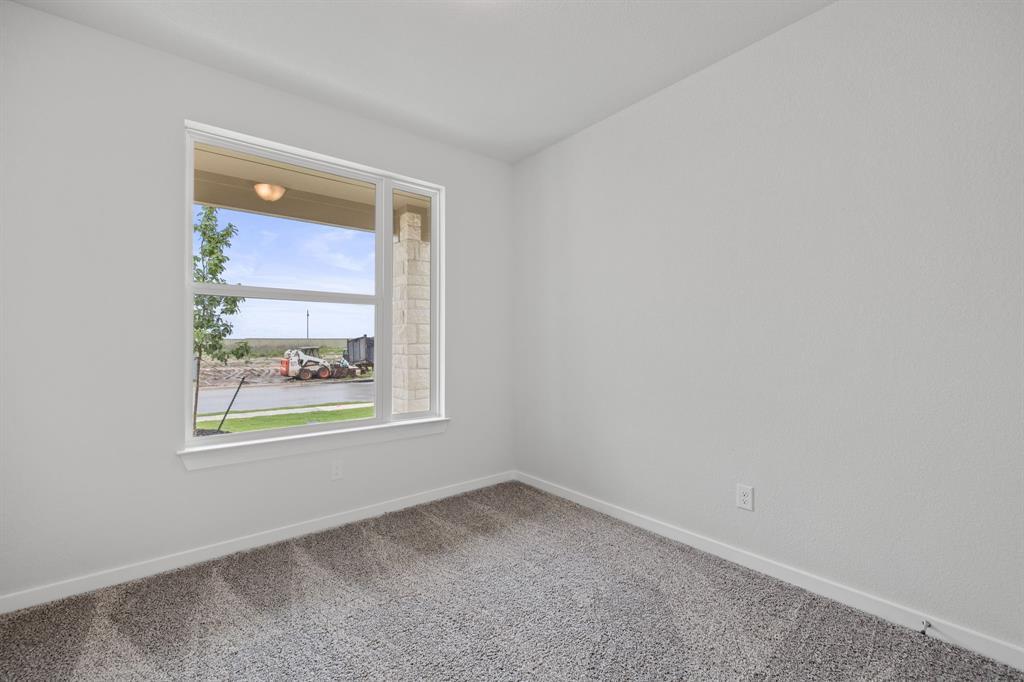 144 Alicante Ln, Liberty Hill, TX 78642
