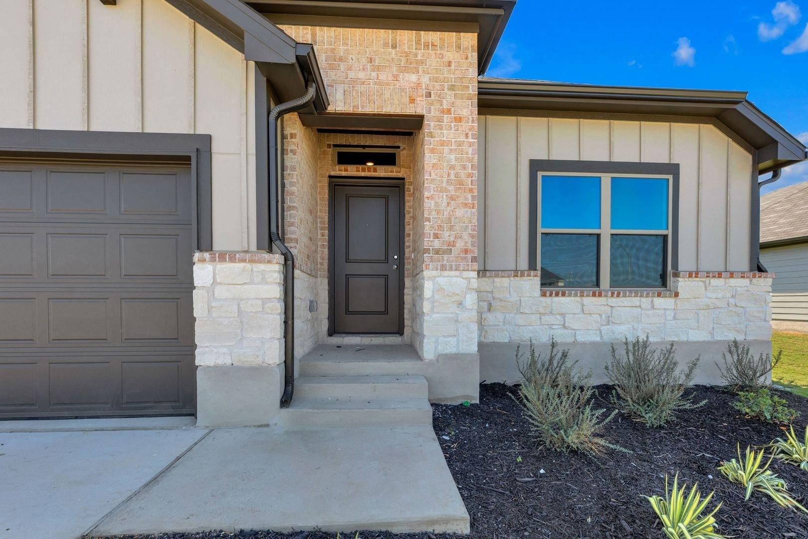 311 Sepulveda St, Hutto, TX 78634