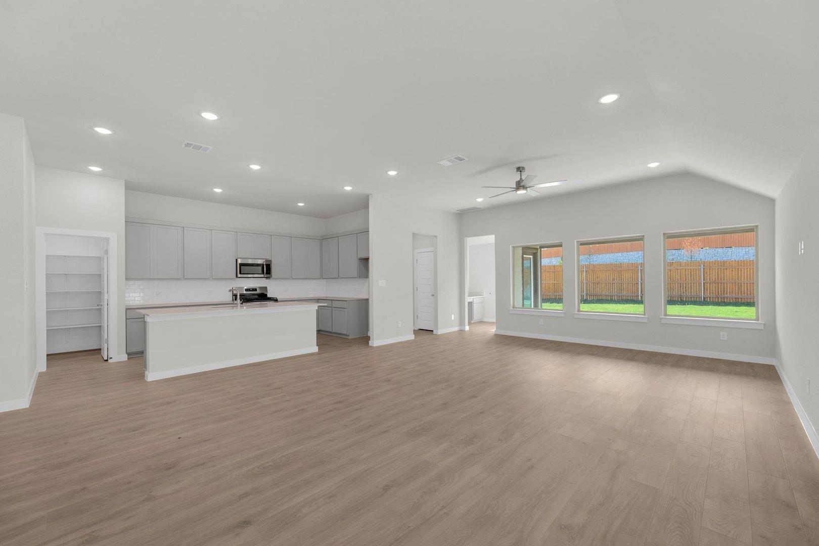 311 Sepulveda St, Hutto, TX 78634