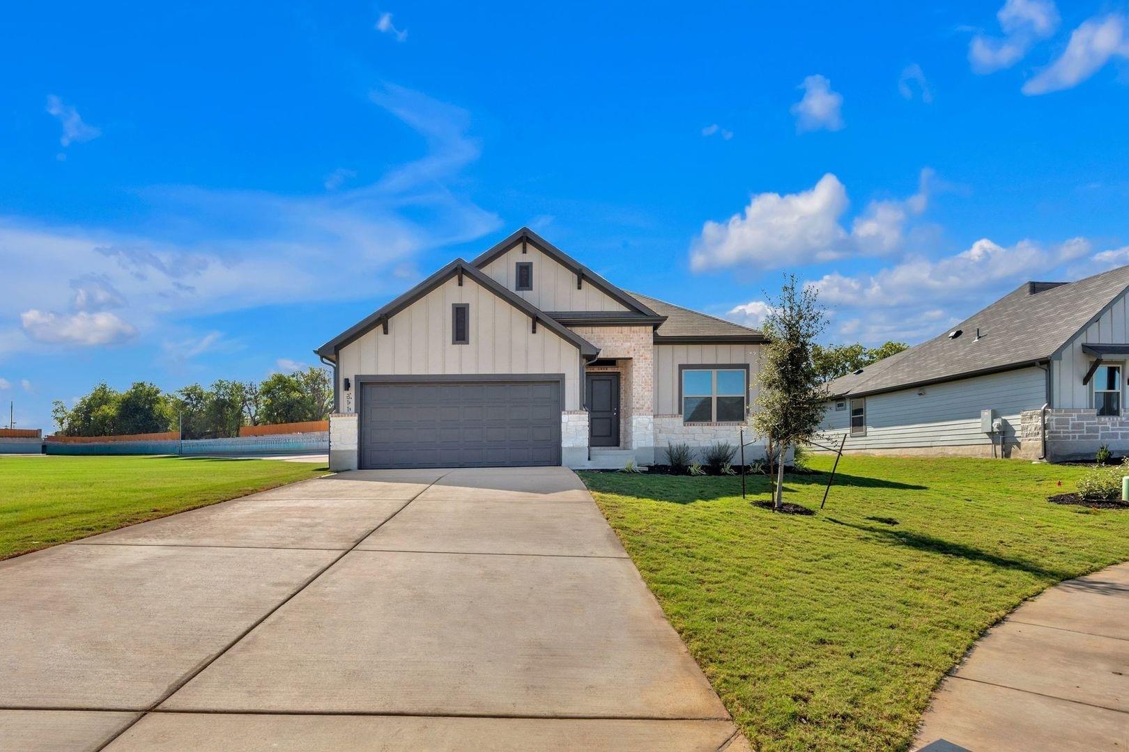 311 Sepulveda St, Hutto, TX 78634