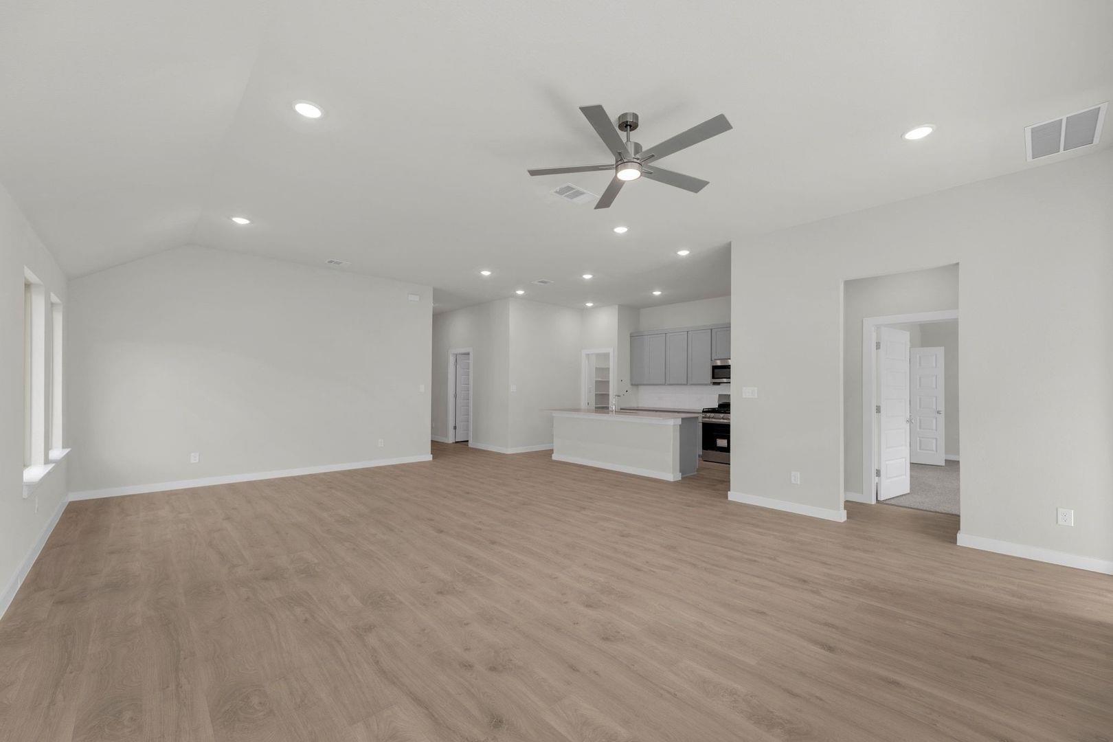 311 Sepulveda St, Hutto, TX 78634