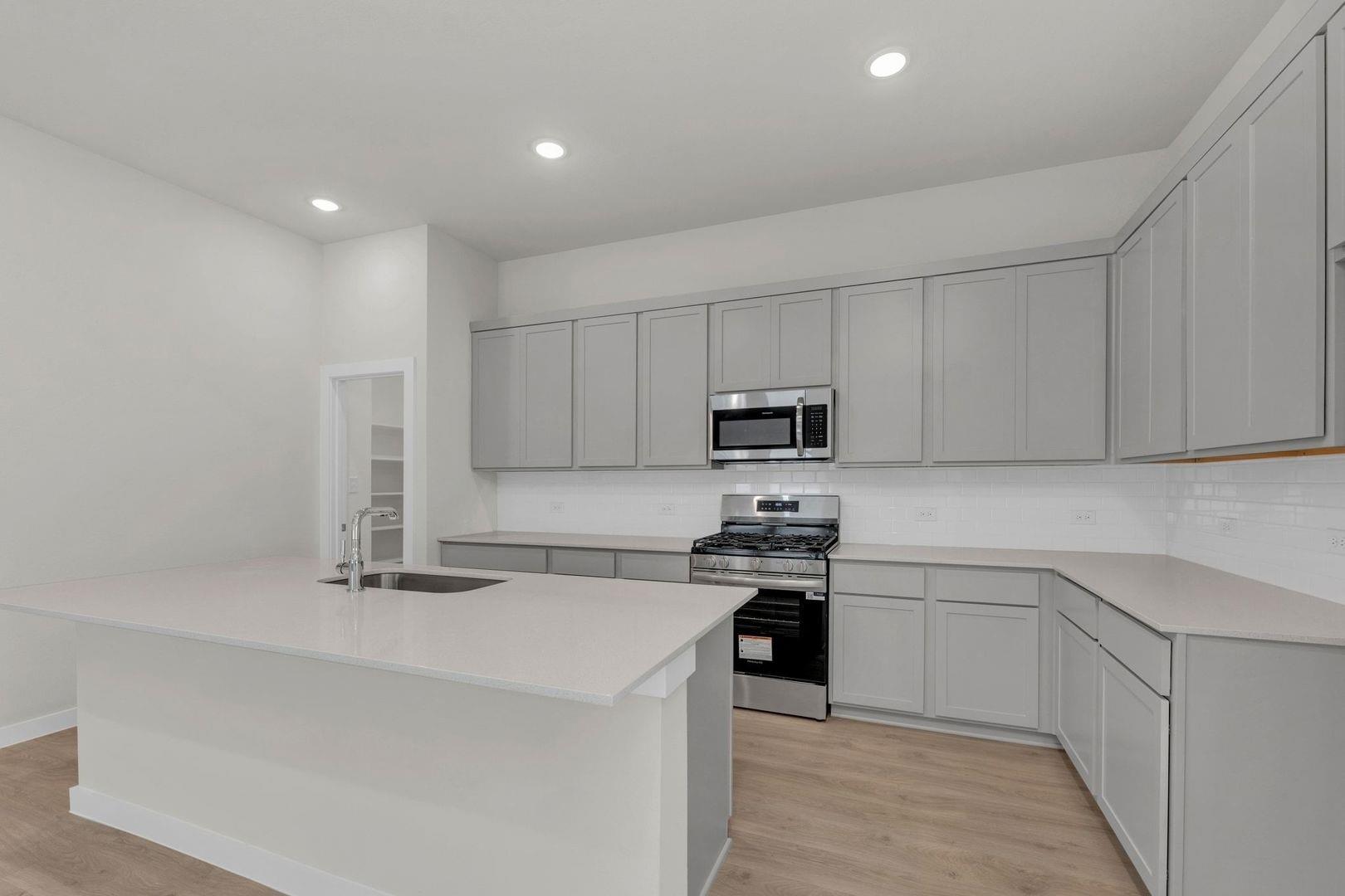 311 Sepulveda St, Hutto, TX 78634