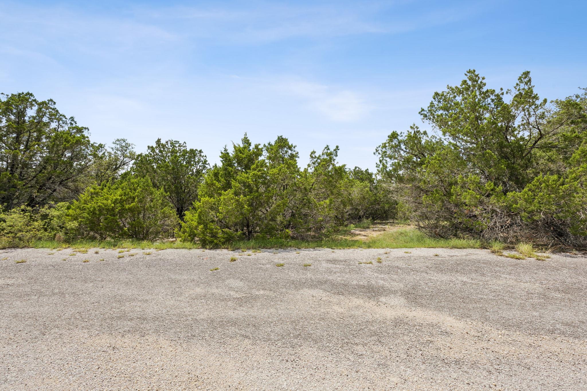 8404 Cedar Glen Cv, Lago Vista, TX 78645