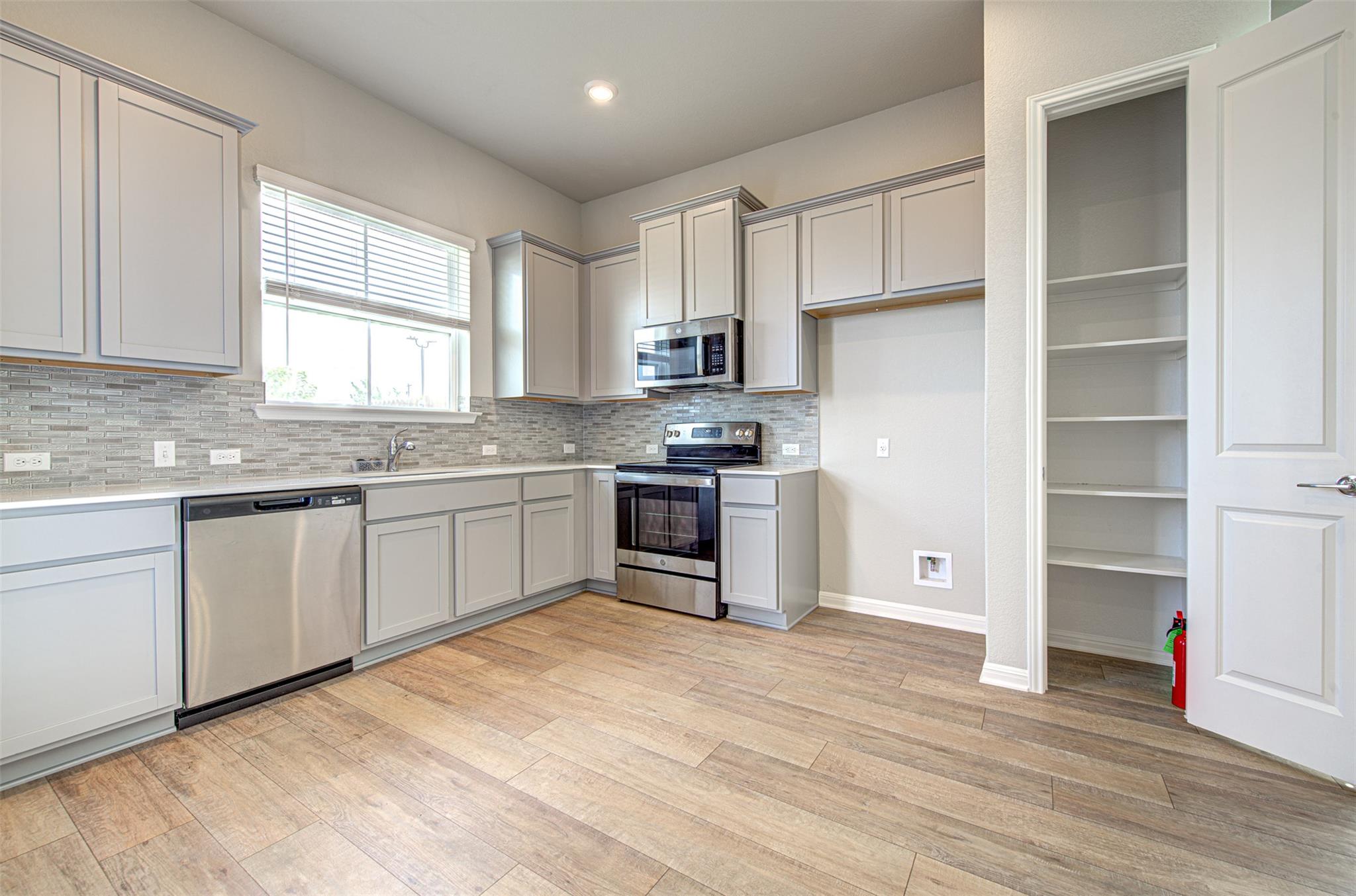 1020 Vista View Dr # 302, Georgetown, TX 78626