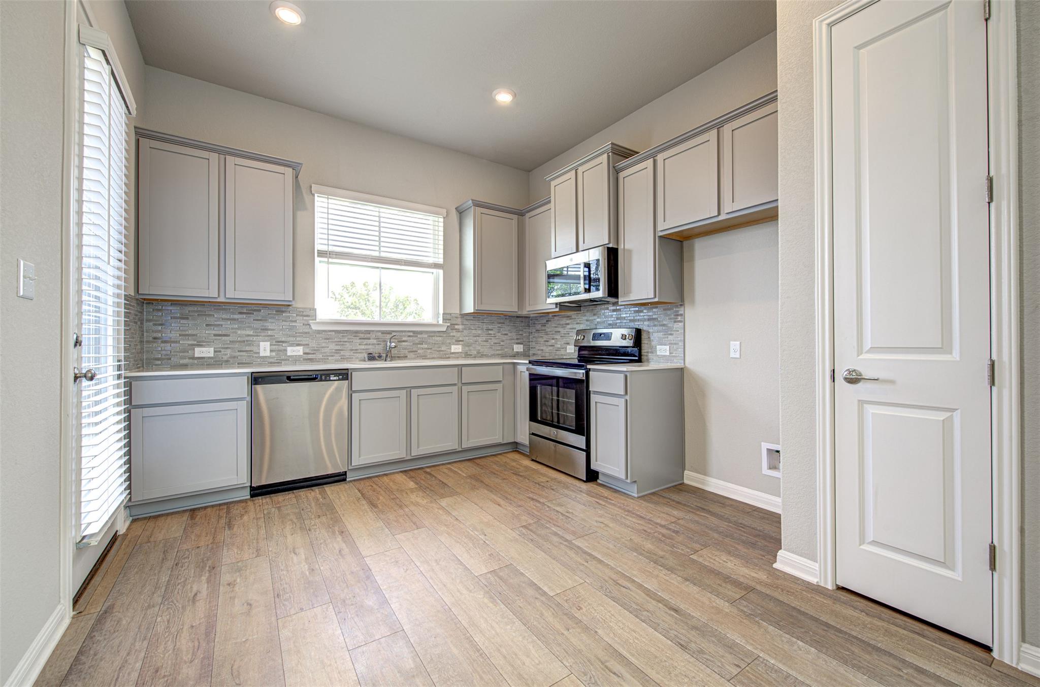 1020 Vista View Dr # 302, Georgetown, TX 78626