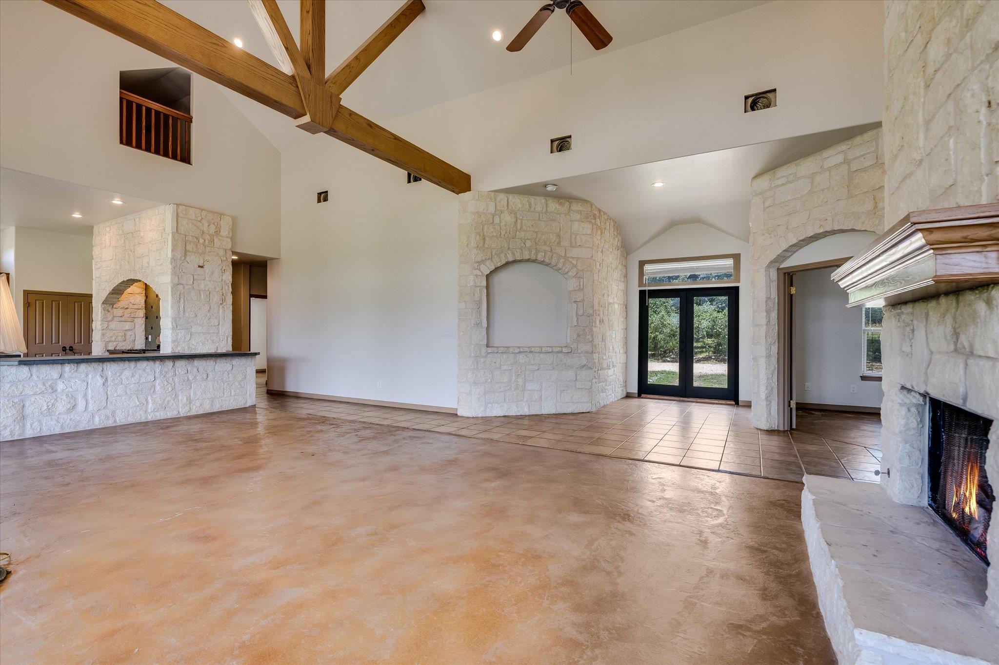 101 & 102 Maheo Way, Dripping Springs, TX 78620