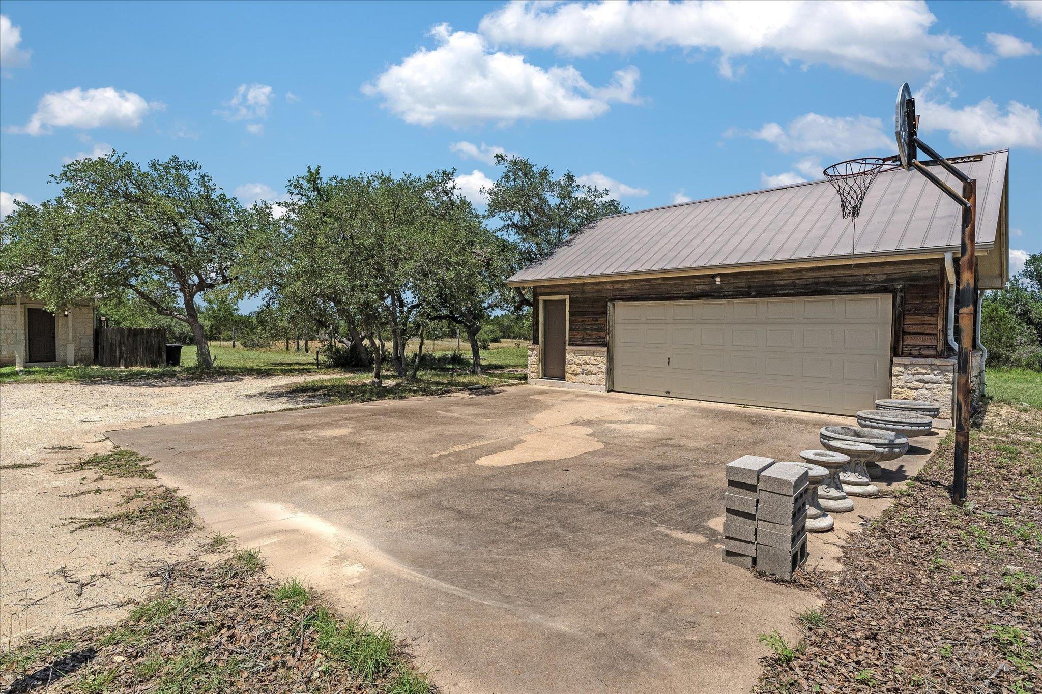 101 & 102 Maheo Way, Dripping Springs, TX 78620