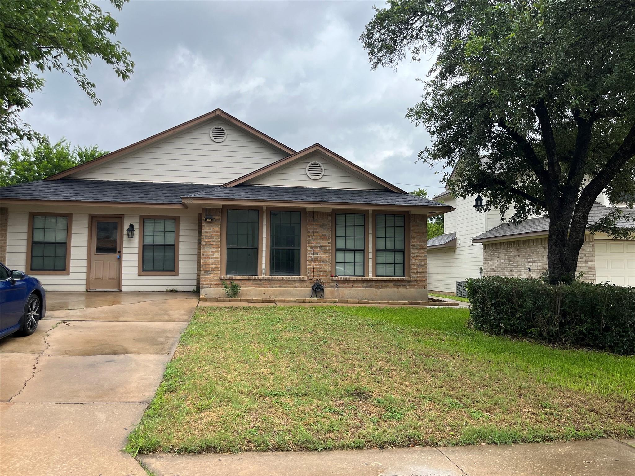 818 Clearwater Trl, Round Rock, TX 78664