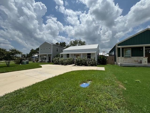 225 Western Ave, Bertram, TX 78605