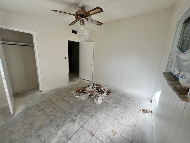908 Glass Dr, Leander, TX 78641