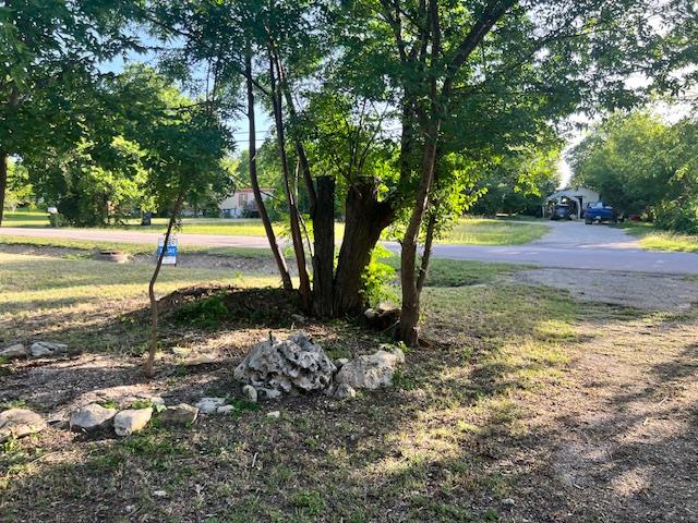 908 Glass Dr, Leander, TX 78641