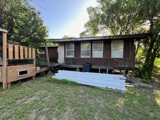 908 Glass Dr, Leander, TX 78641