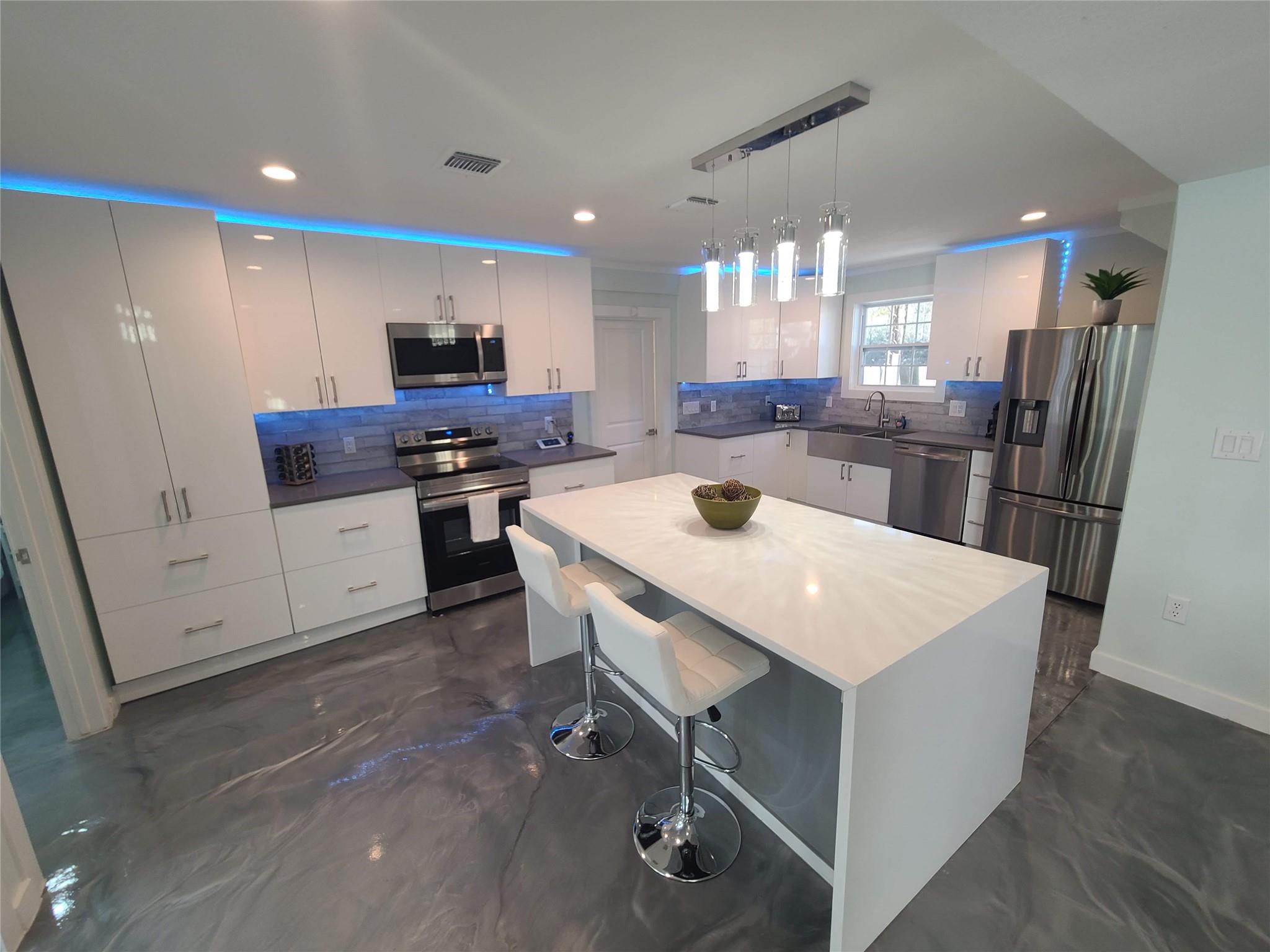372 Plum St, Bastrop, TX 78602