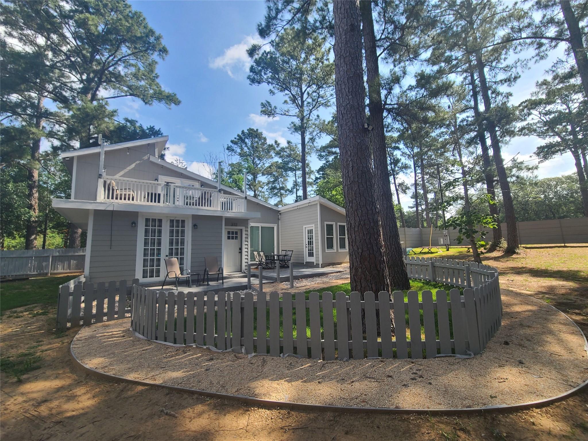372 Plum St, Bastrop, TX 78602