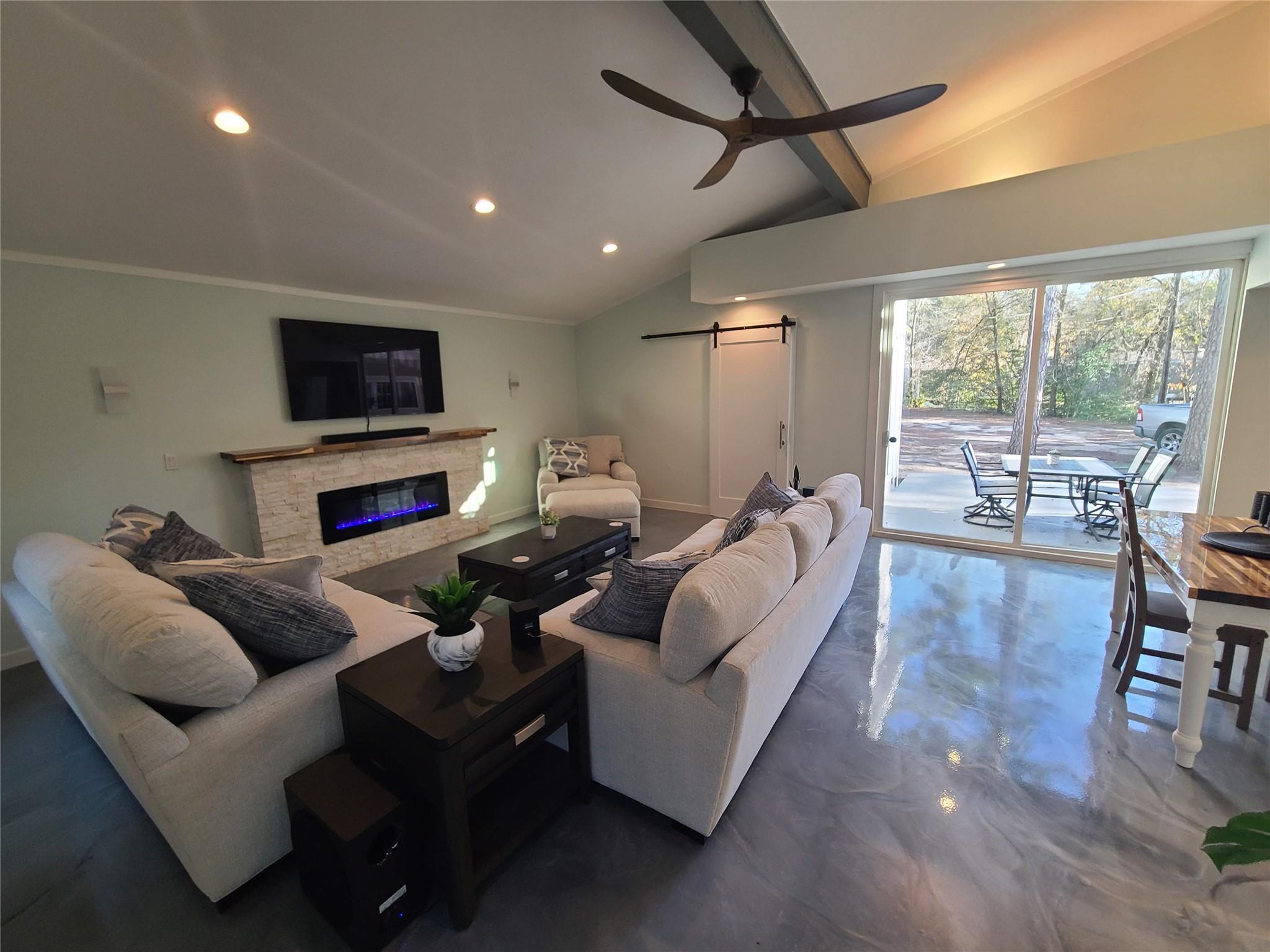 372 Plum St, Bastrop, TX 78602