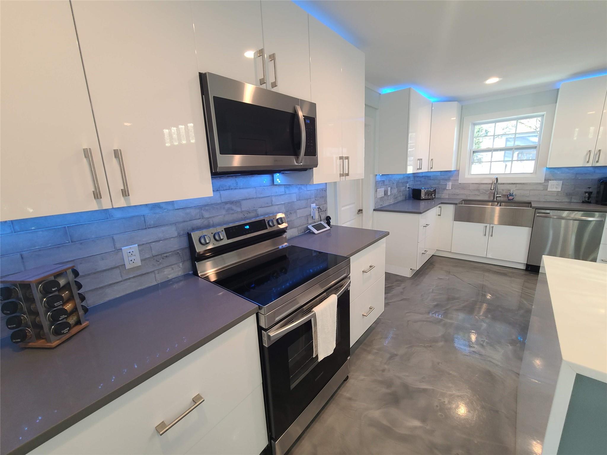 372 Plum St, Bastrop, TX 78602